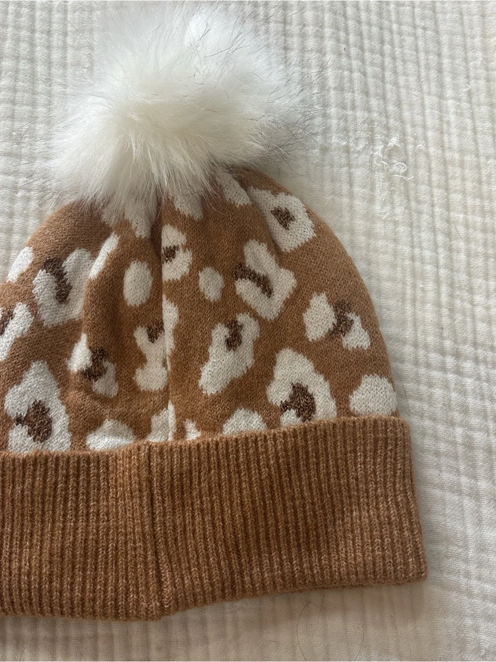 LOFT Women’s Leopard Pom Beanie - Camel & White